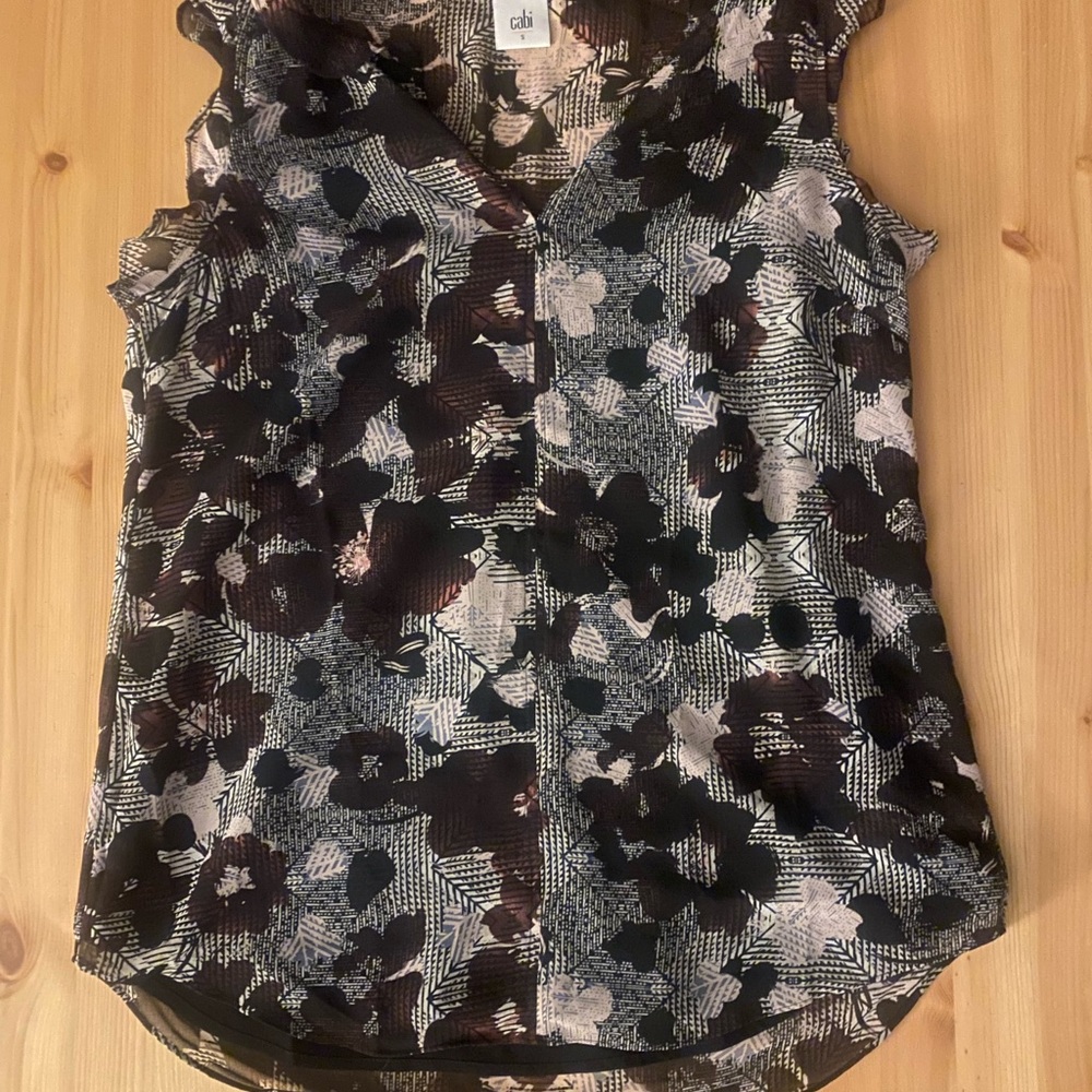 CAbi Floral blouse